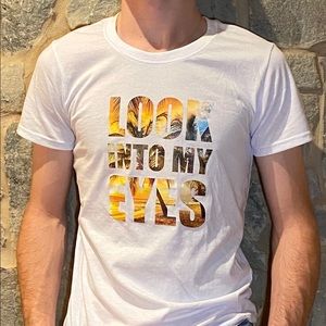 “Look Into My Eyes” Men’s Graphic Tee